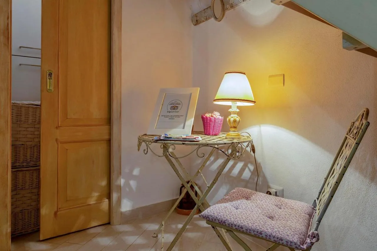 Amethyst Attic In Old Town By Sea Apartment Alghero